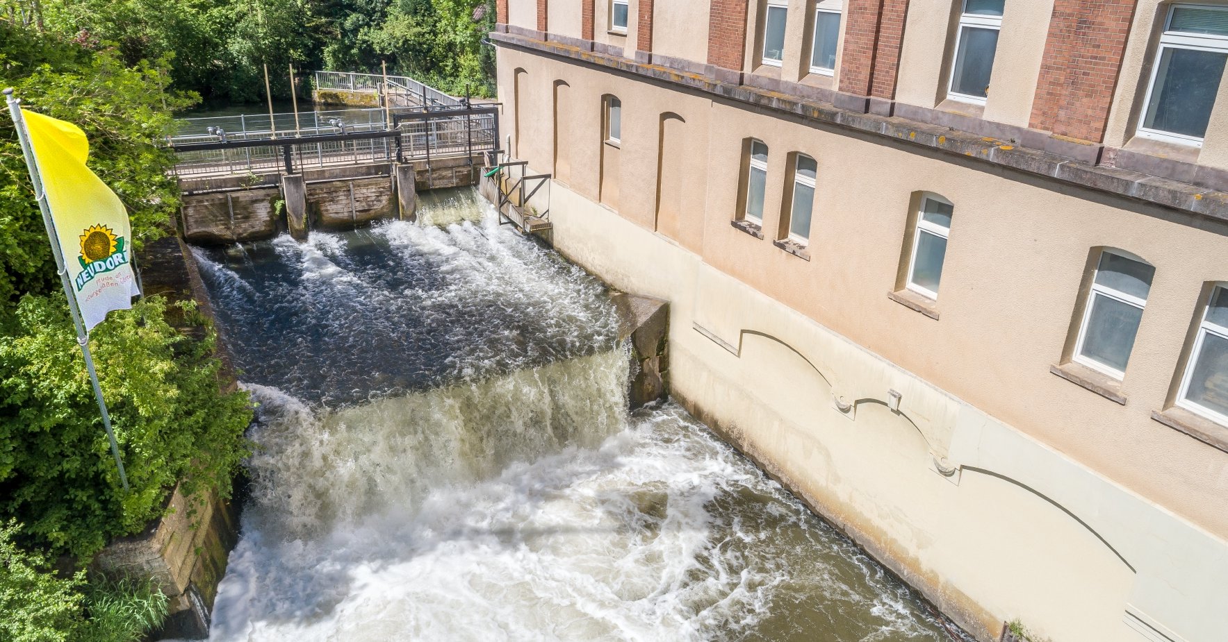 We produce a certain amount of our energy ourselves in an environmentally friendly way using the hydroelectric power of the Emmer river We produce a certain amount of our energy ourselves in an environmentally friendly way using the hydroelectric power of the Emmer river
